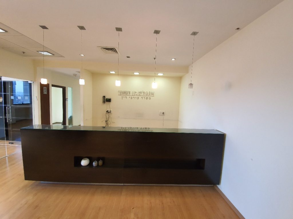 משרדים ברמת גן לעורכי דין 250 מר