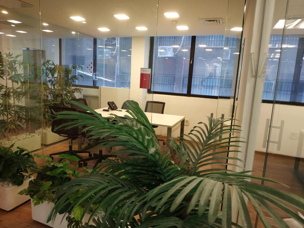 בבנין בוטיק בבורסה רמת גן 200מ