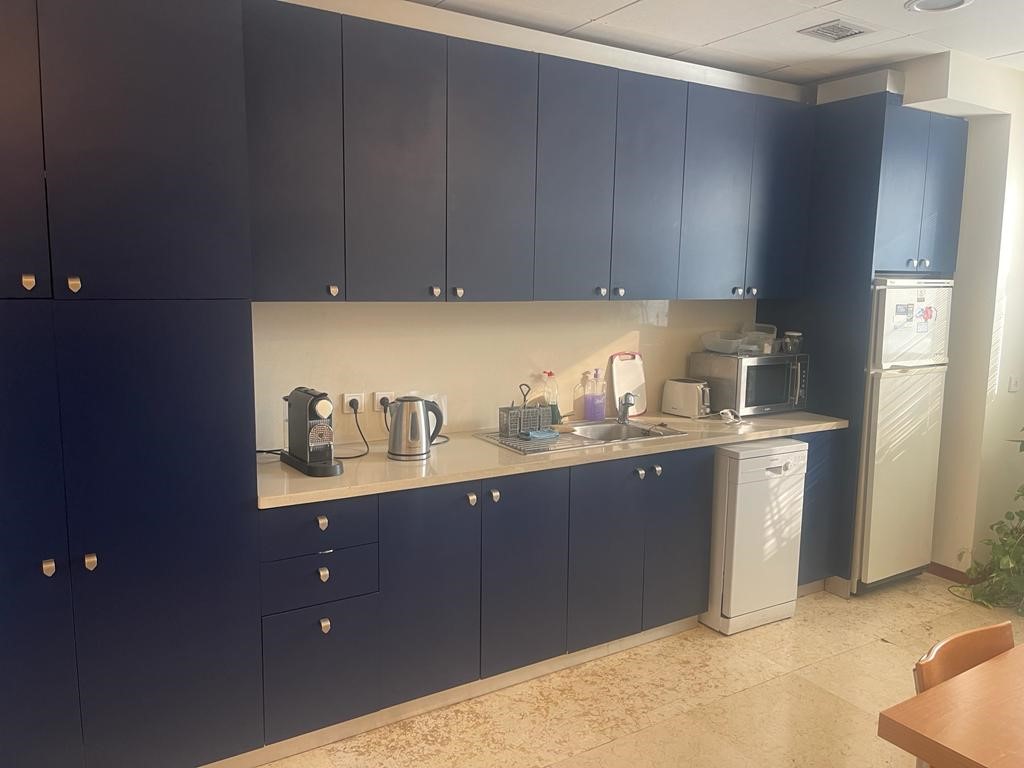 משרדים להשכרה בהרצליה 470 מ