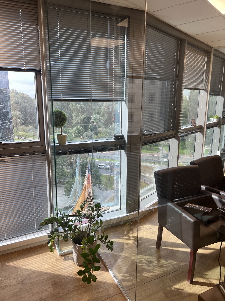משרד למכירה והשקעות במגדלי בסר רמת גן 3