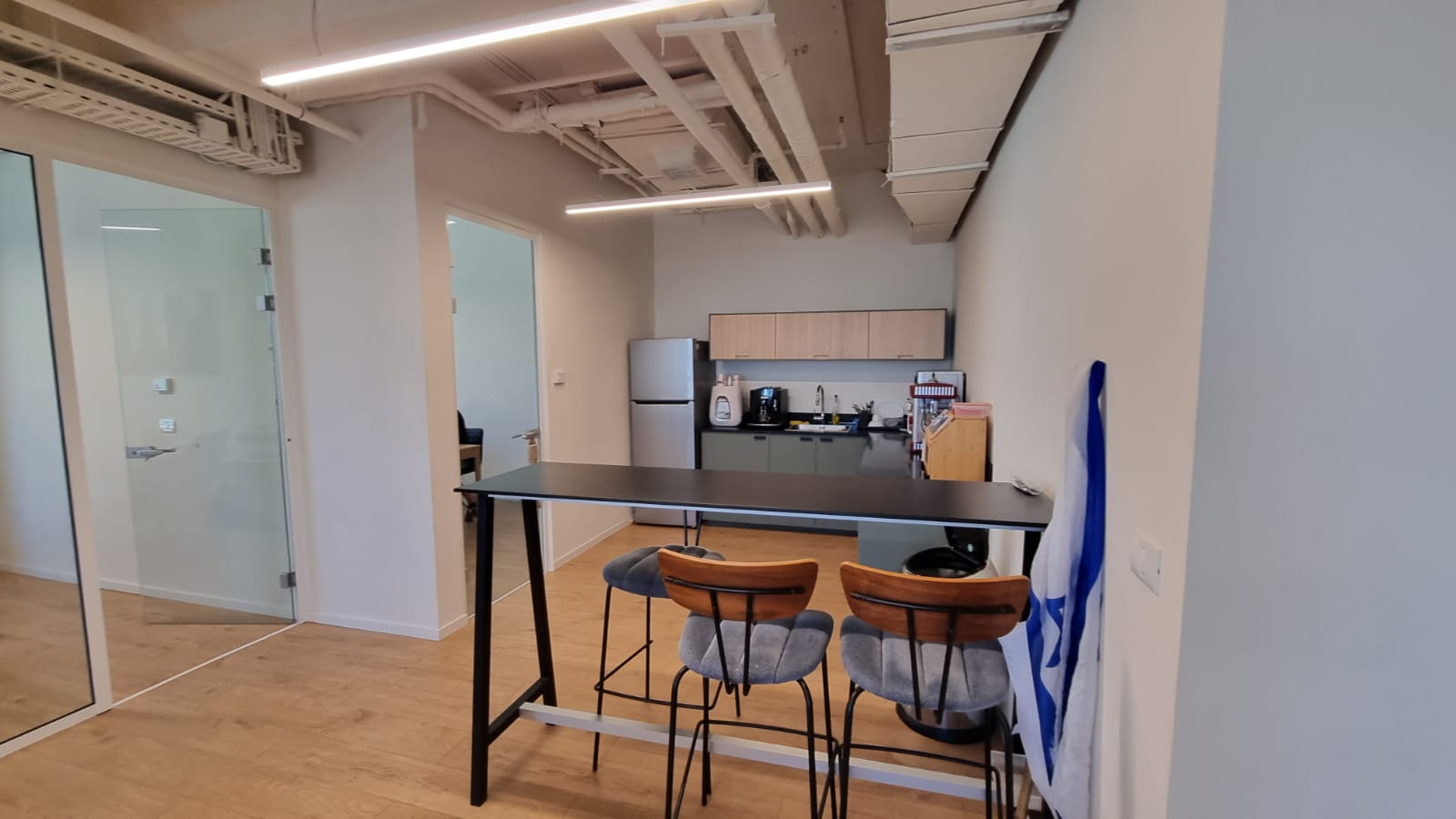 משרדים להשכרה ברמת גן 300 מ
