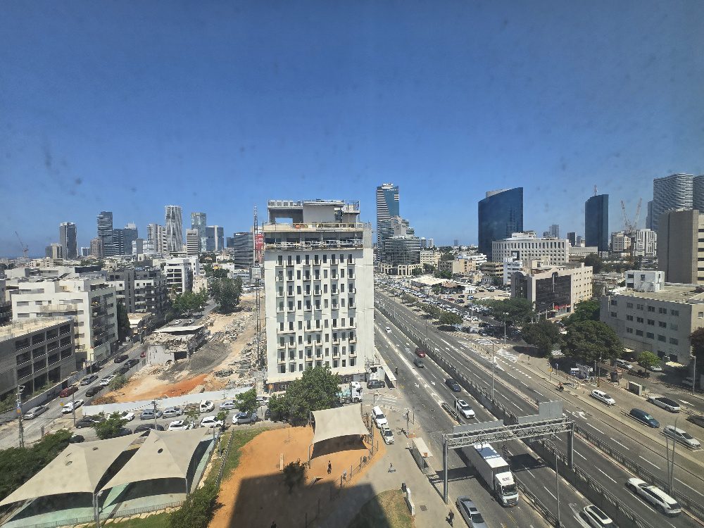 משרדים בתל אביב להשכרה 220 מר במגדל אלקטרה סיטי 4