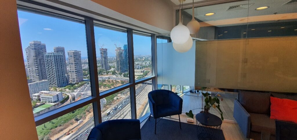 משרדים להשכרה ברמת גן במגדל רוגובין תדהר 250מר 2