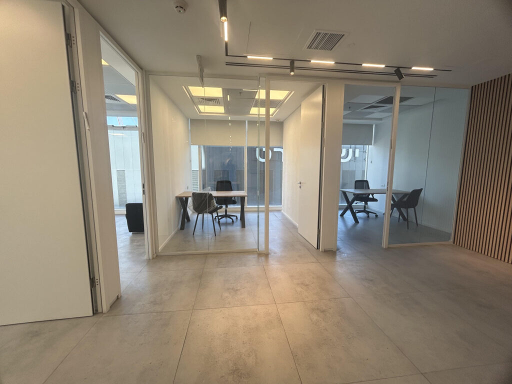 משרדים להשכרה בבסר בני ברק 240 מר 6
