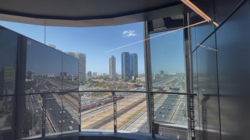 משרדים להשכרה במגדל אייקון לעורכי דין 5