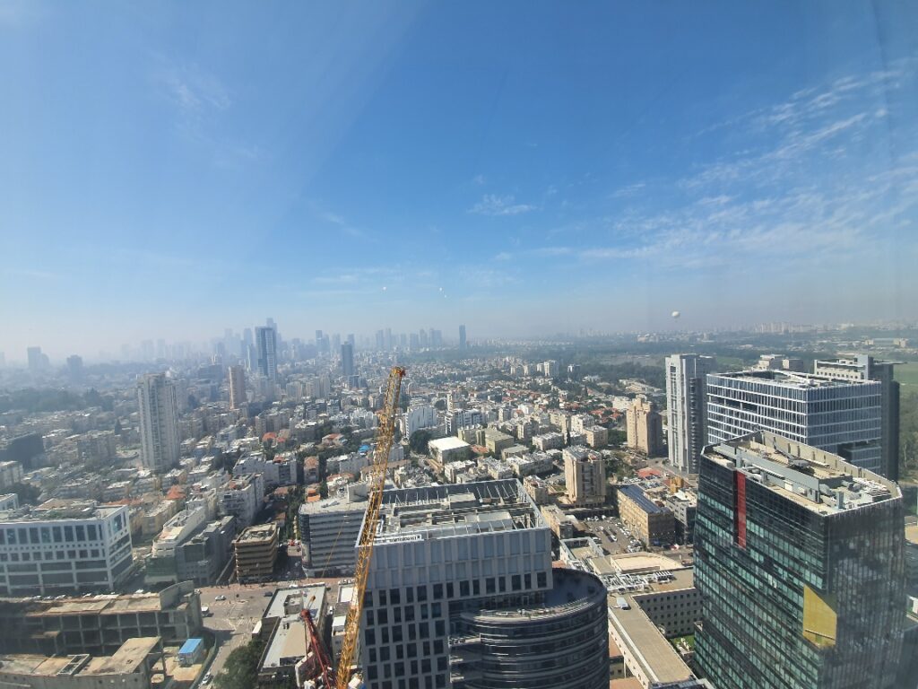 משרדים להשכרה בבני ברק 400מר בבסר 4 2