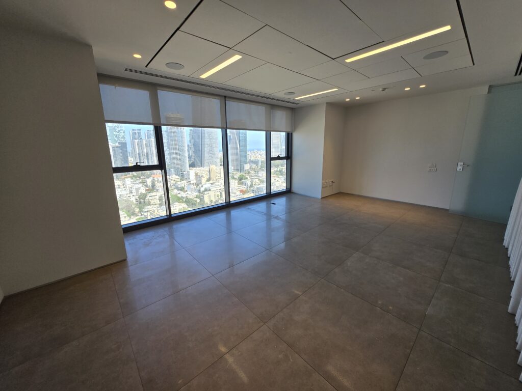 משרד להשכרה 328מר במגדלי אלון בתל אביב 3