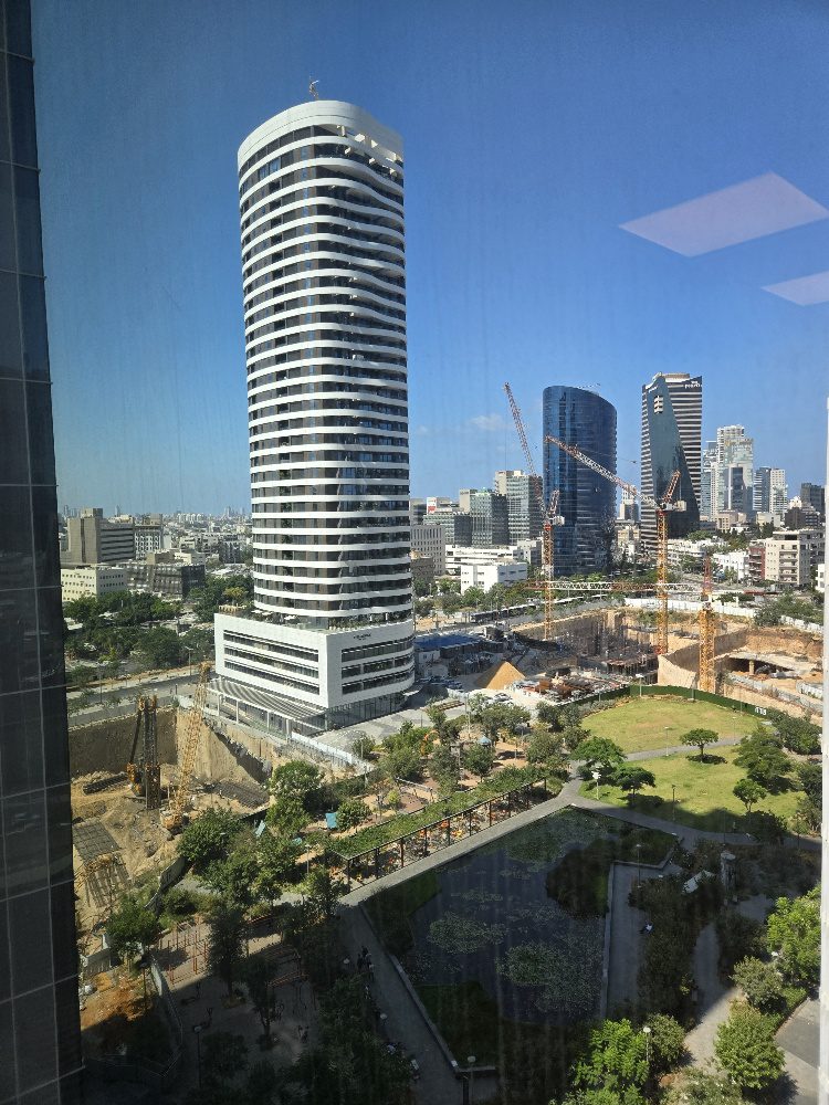 משרדים להשכרה במגדל אקרו בתל אביב 180מר 4